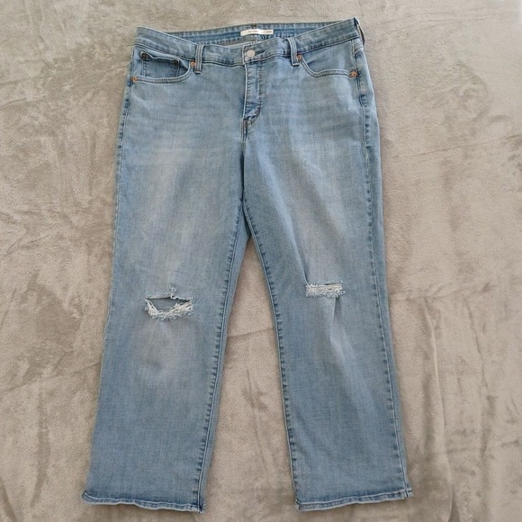 Levis‎ Boyfriend Jeans 18W Light Wash Busted Knee Straight Leg Classic Casual - Picture 8 of 8